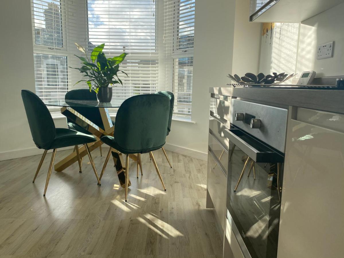 Stylish Pontcanna Flat Near City Centre Cardiff Exterior foto